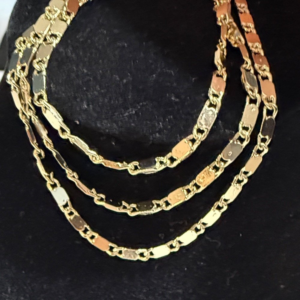 Pretty Bird Gold Chain Necklace 24 inches